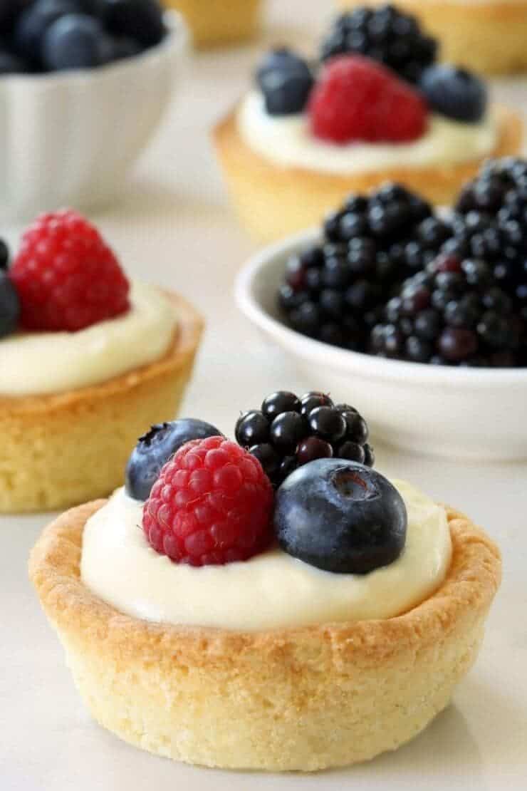 15 Tasty and Easy to Make Summer Berry Recipes (Part 1)