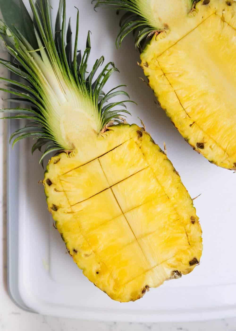 How to make a pineapple boat for pineapple fluff.