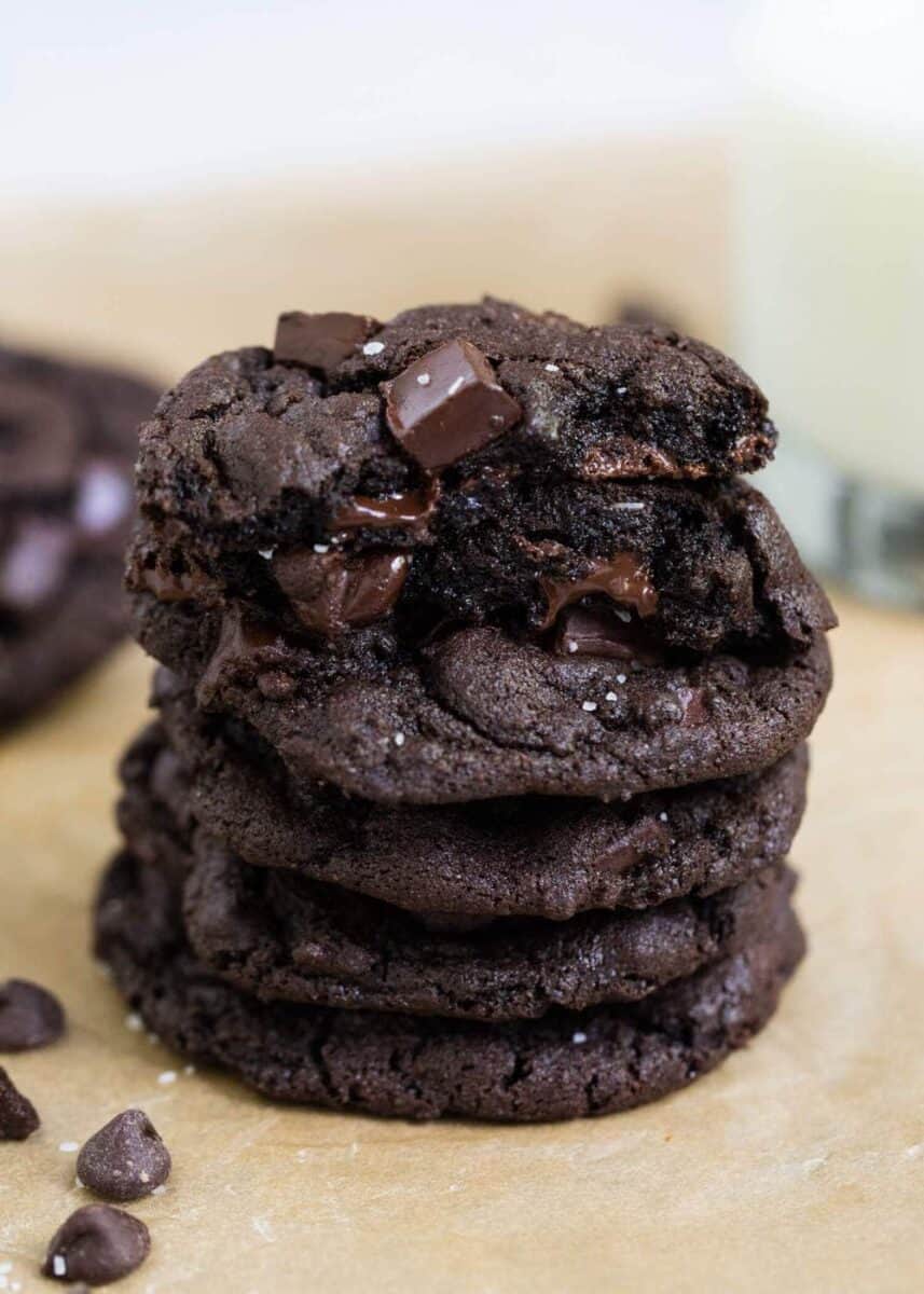 Triple chocolate chip cookies - I Heart Nap Time