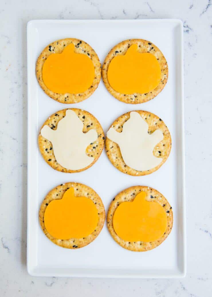 halloween cheese crackers on plate 