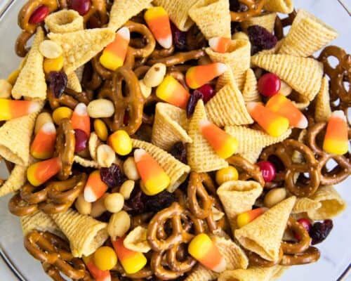 thanksgiving blessing mix in a glass bowl