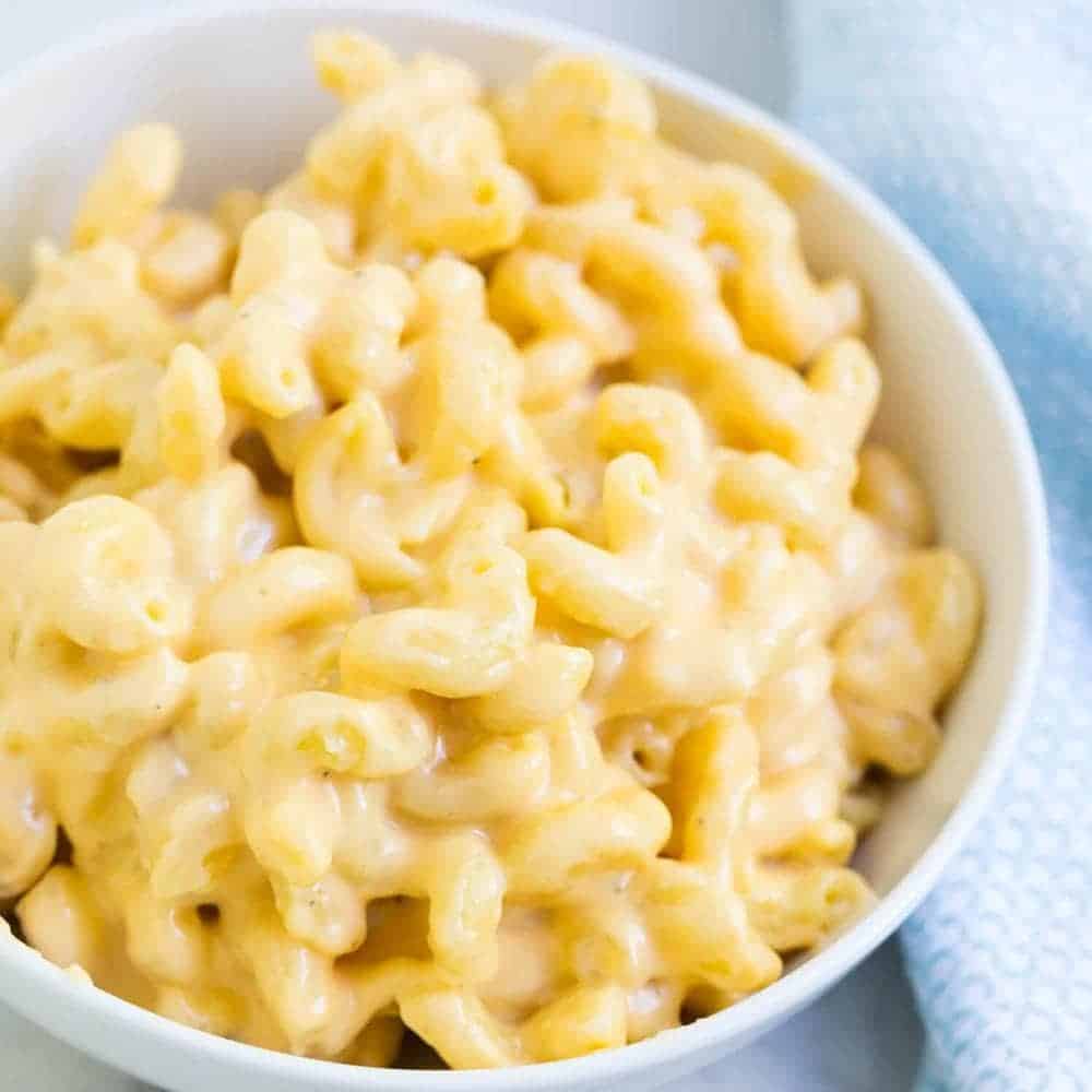 Bowl of crockpot mac and cheese.