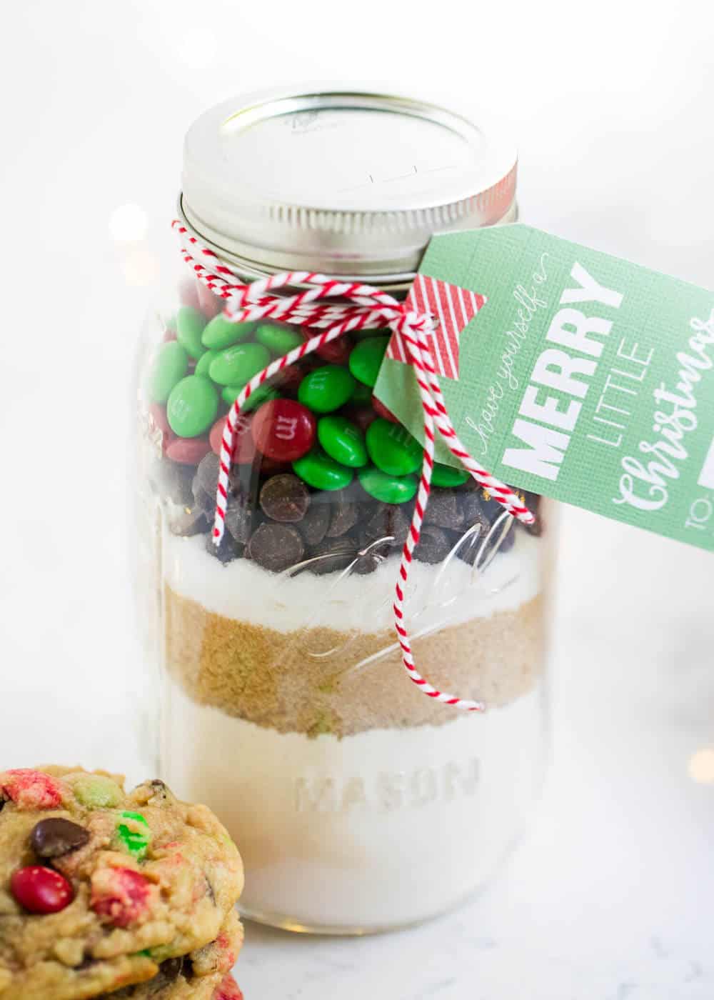 Cookie mix in a jar with FREE printable 