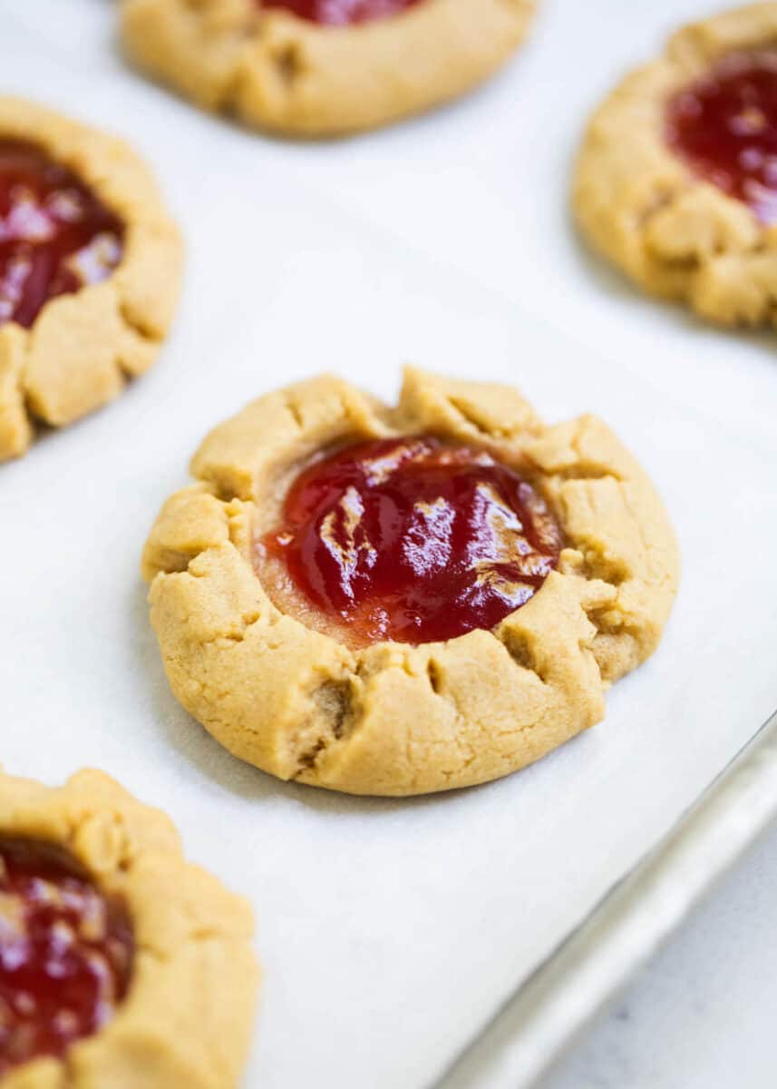Peanut Butter and Jelly Cookies I Heart Naptime