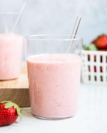 strawberry banana smoothie