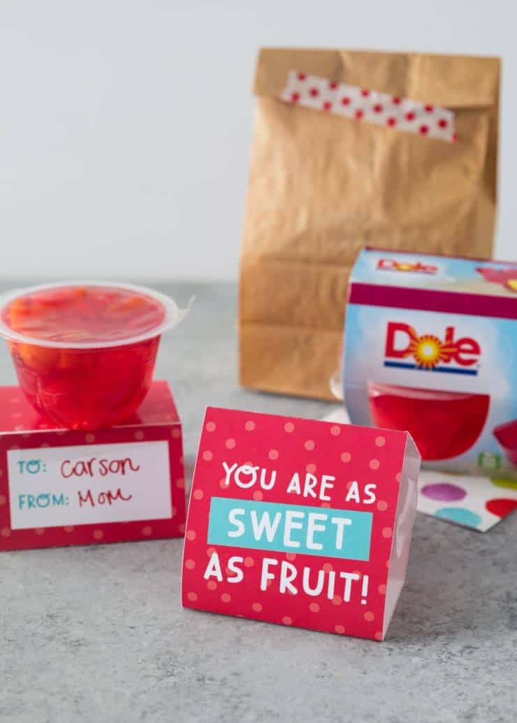 Valentine fruit cups- the perfect non-candy Valentine idea for your little ones!