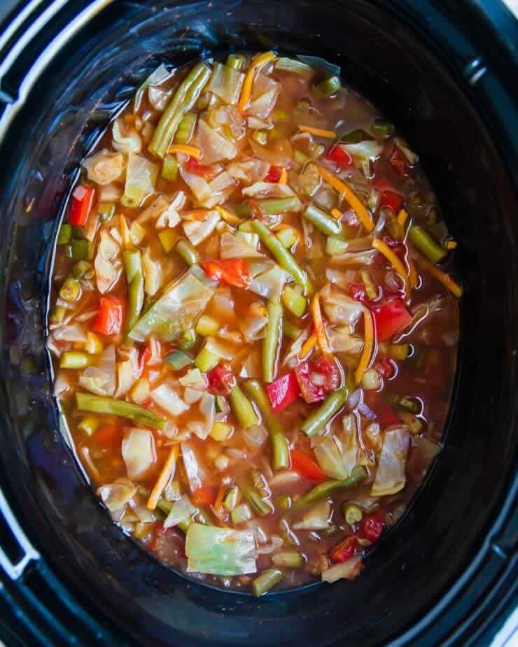 Slow cooker cabbage soup recipe