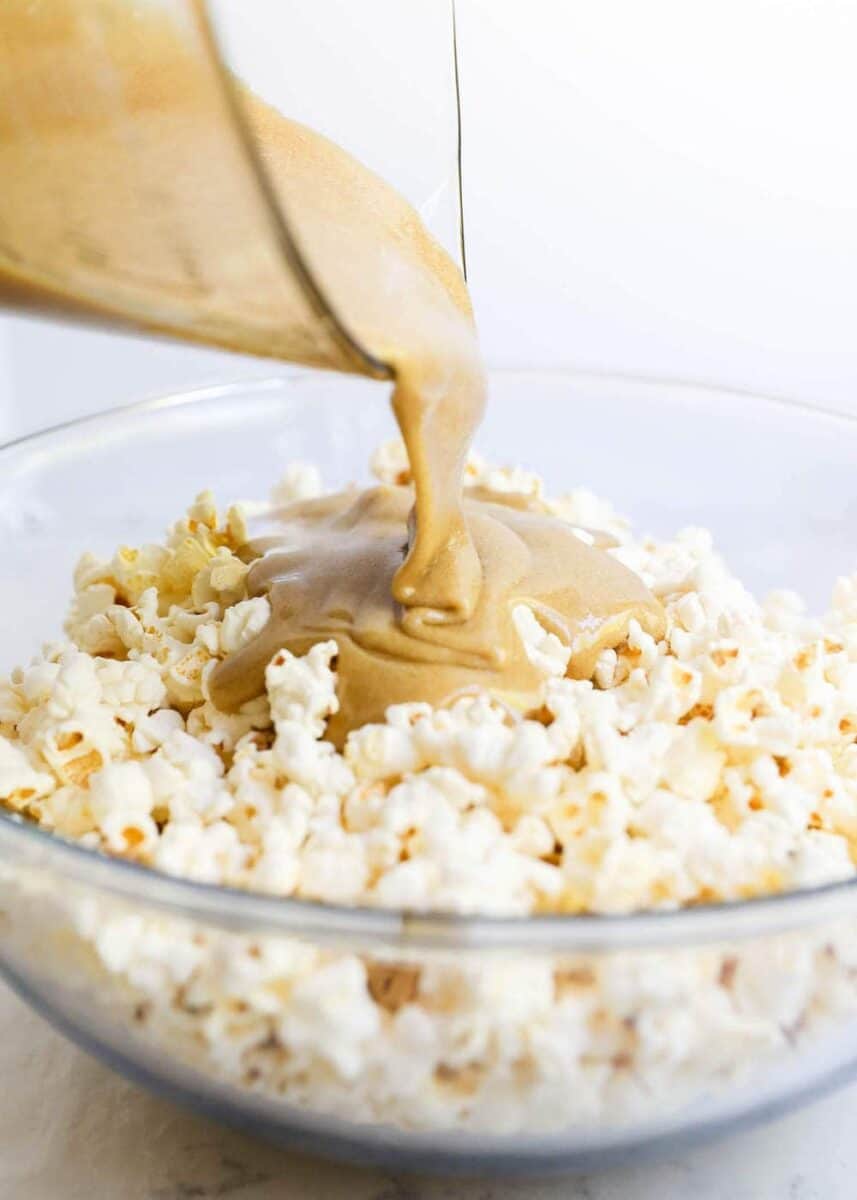 EASY Microwave Caramel Corn (10 minutes!) I Heart Naptime