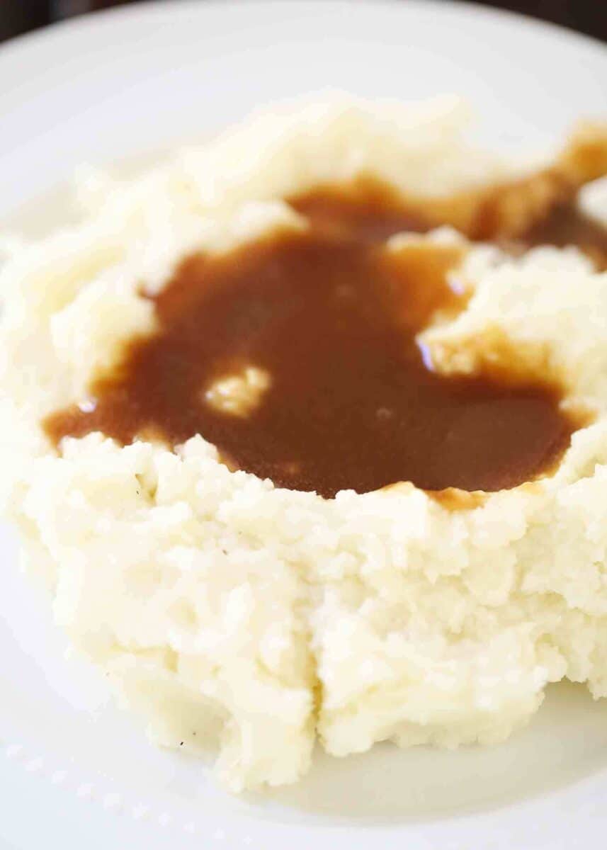 Creamy Garlic Mashed Red Potatoes - I Heart Naptime