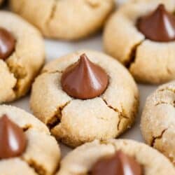 peanut butter kiss cookies