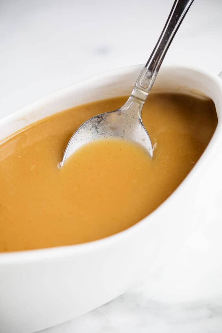 EASY Homemade Gravy 3 Ingredients I Heart Naptime