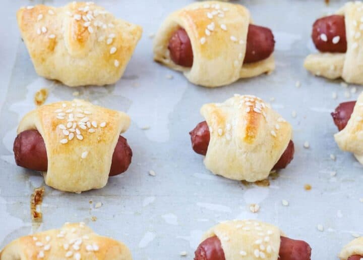 crescent roll pigs in a blanket 