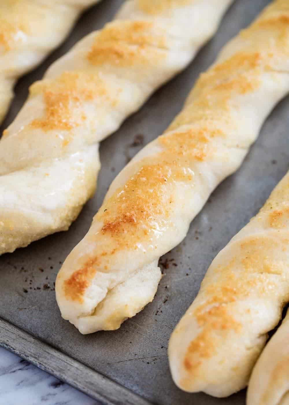 EASY Breadstick Recipe (done in 45 minutes!) I Heart Naptime