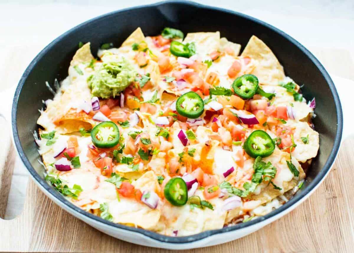 EASY Baked Skillet Nachos I Heart Naptime