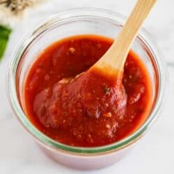 pizza sauce in a jar