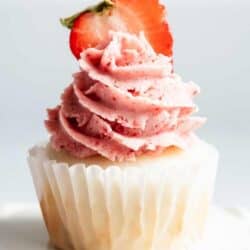 strawberry frosting