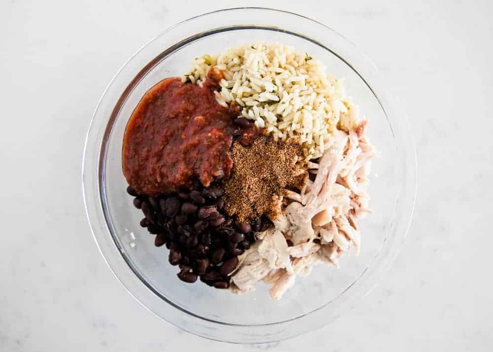 Filling for chicken stuffed peppers in bowl.