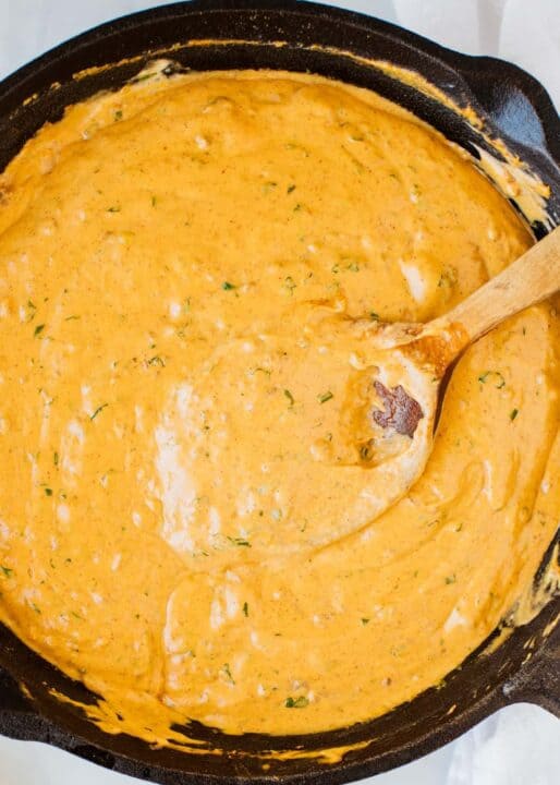 Cream Cheese and Chili Queso Dip - I Heart Naptime