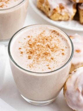 Cinnamon smoothie with cinnamon rolls.