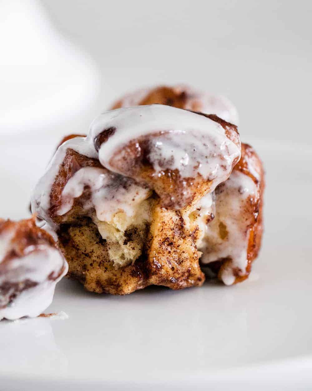 Cinnamon roll monkey bread cut open.