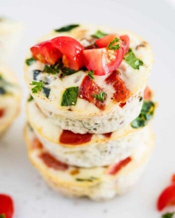 egg white muffins with tomatoes on top