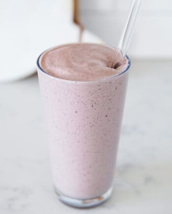 protein smoothie in glass