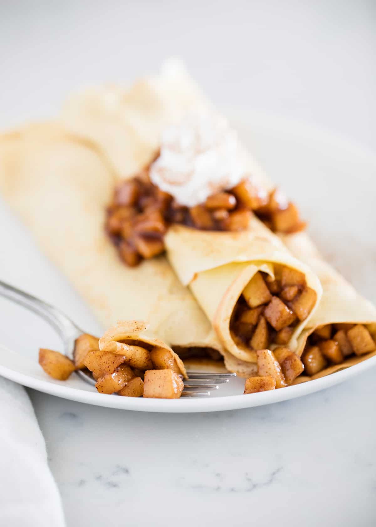 Crepes filled with apples.
