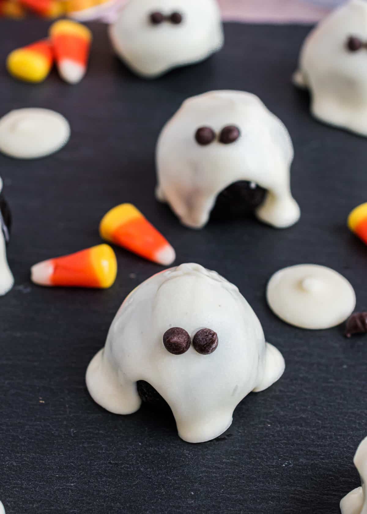 Ghost oreo balls.