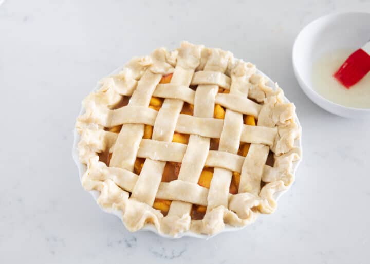fresh peach pie with lattice crust