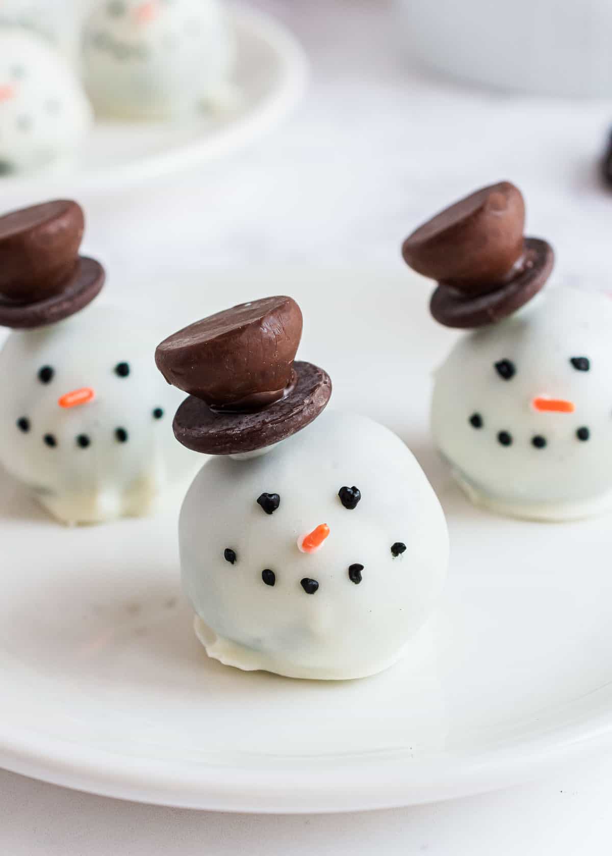 Snowman Oreo balls.