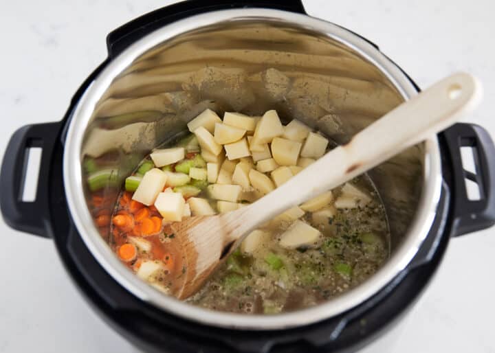 making instant pot potato soup