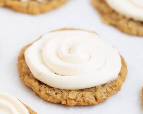marshmallow frosting on oatmeal cookie