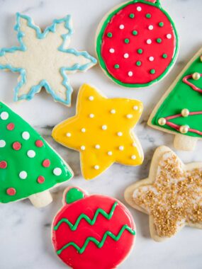 Cookies frosted with sugar cookie icing.