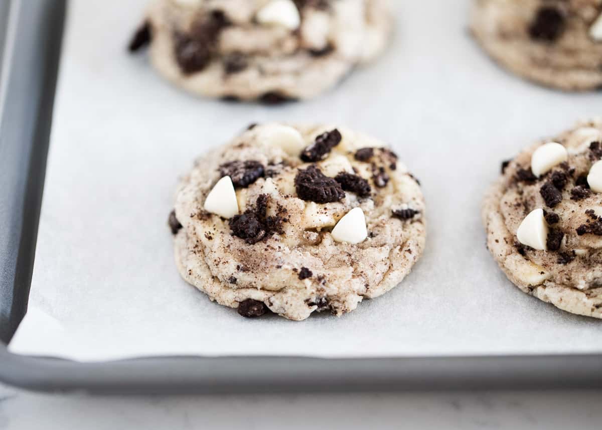 Cookies and cream cookies on pan close up.