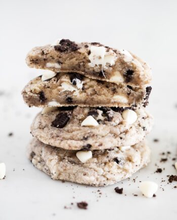 cookies and cream cookies close up