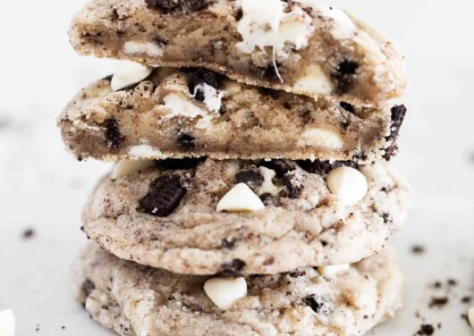 cookies and cream cookies close up
