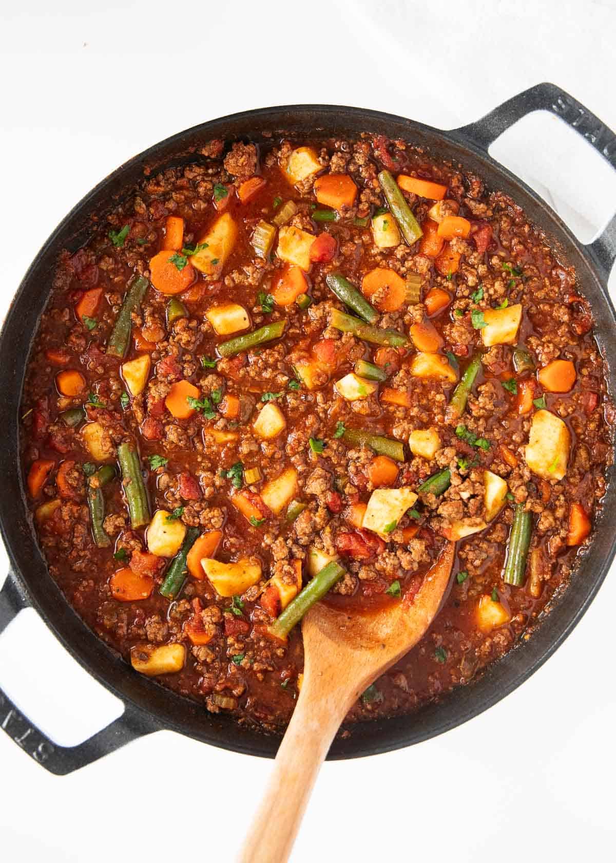 Hamburger soup in pan.