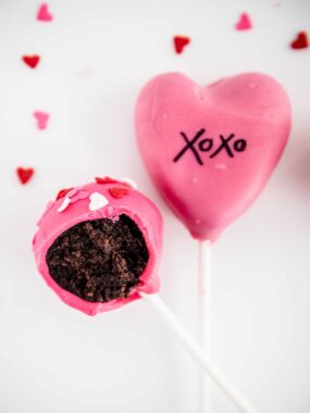 bite out of valentine cake pop