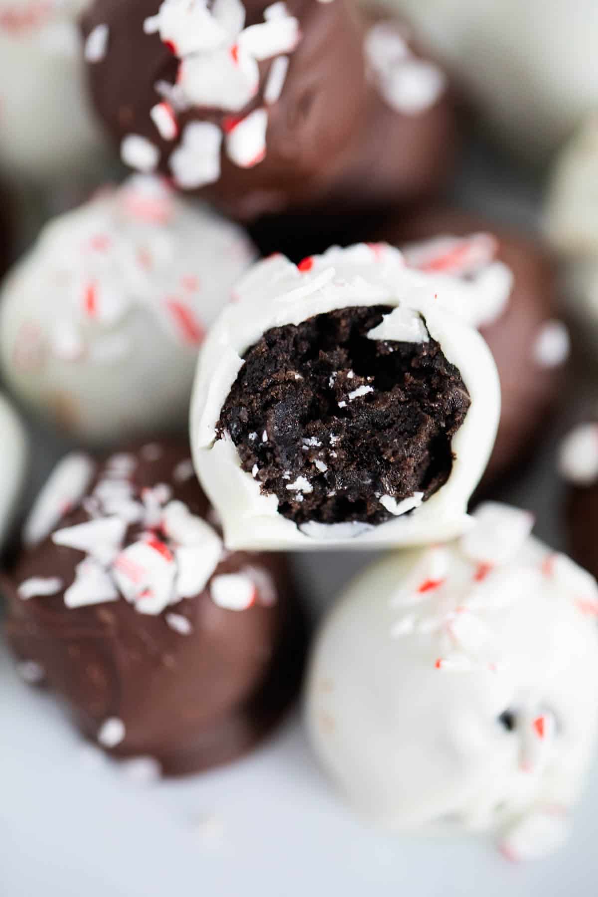 peppermint oreo balls close up