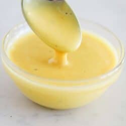 honey mustard sauce in bowl