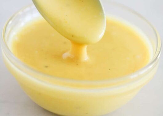 honey mustard sauce in bowl