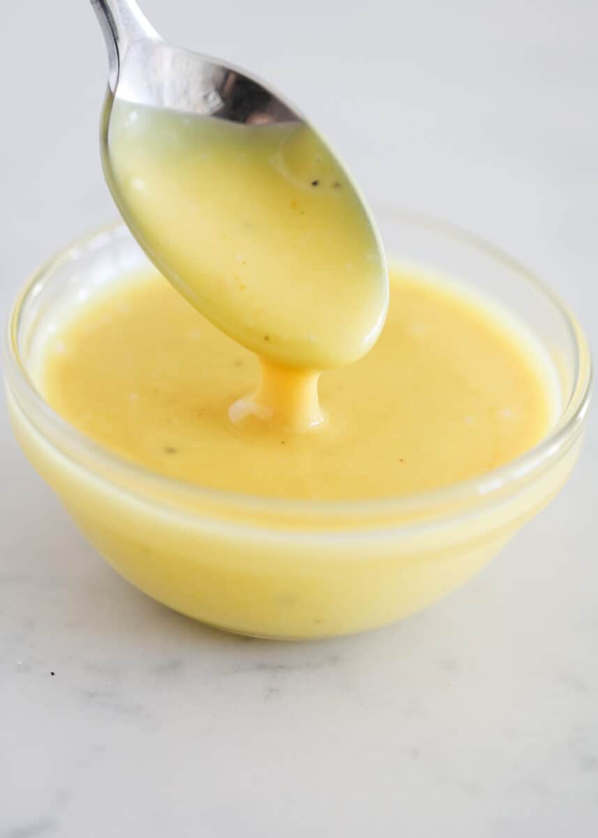 honey mustard sauce in bowl