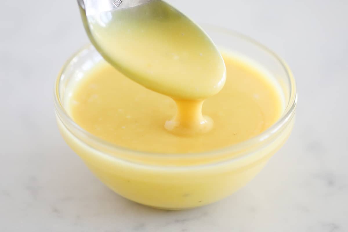 Honey mustard sauce in bowl.