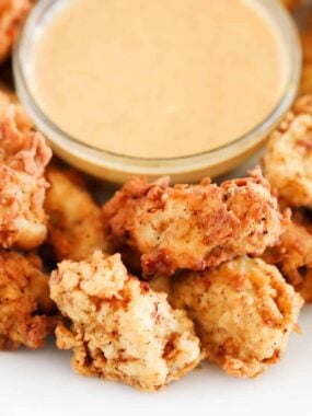 chick fil a nuggets with sauce