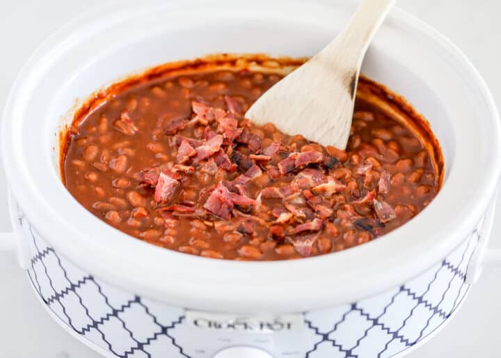 Slow Cooker Baked Beans - The Magical Slow Cooker