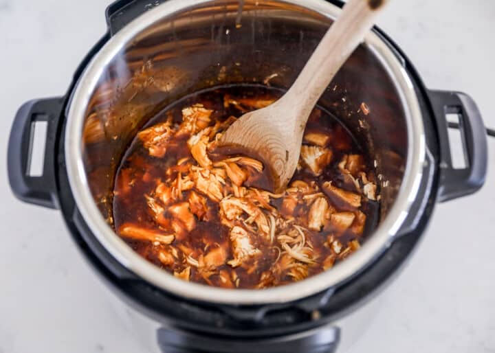 stirring teriyaki chicken in instant pot 