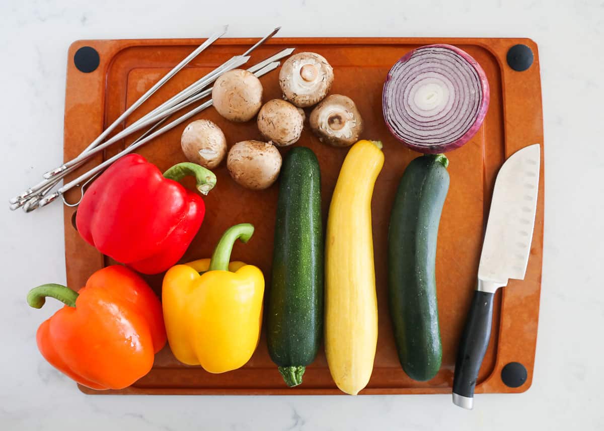 Vegetables on cutting board.