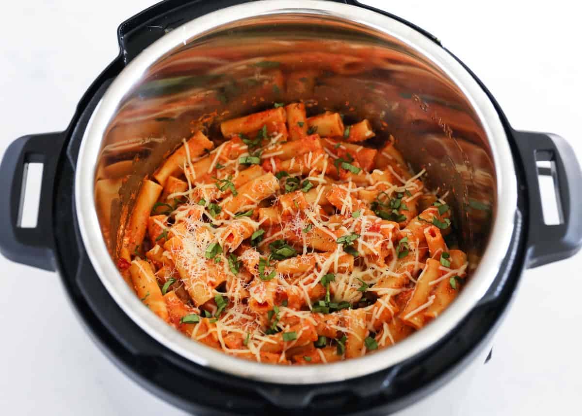 Ziti with cheese in instant pot.