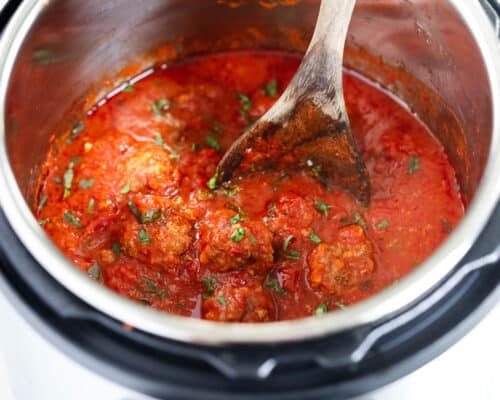 meatballs and marinara sauce in the instant pot