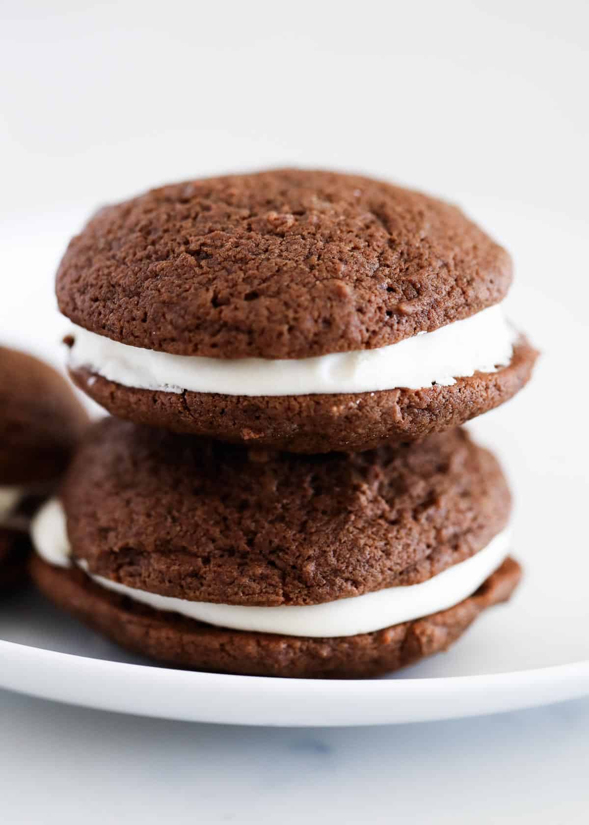 How to make chocolate whoopie pies